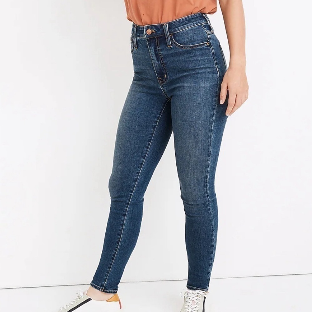 MADEWELL CURVY ROADTRIPPER JEGGINGS IN LOVEY WASH 27